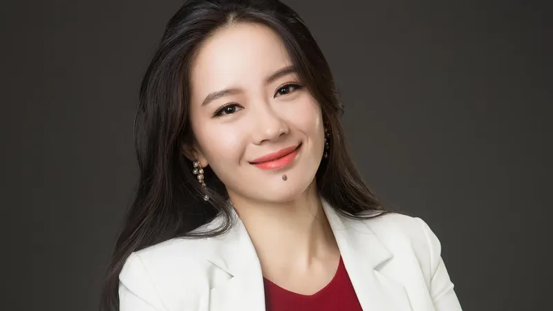 Yi He: 'Bóng hồng' quyền lực ở Binance, đứng đầu quỹ đầu tư mạo hiểm tỉ đô (Ảnh: Binance)