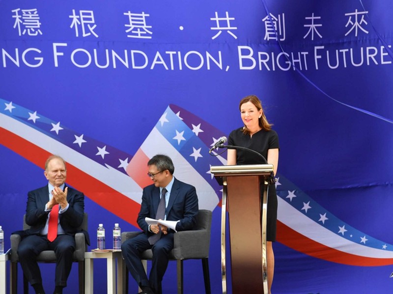 Bà Marie Royce phát biểu tại Lễ khánh thành