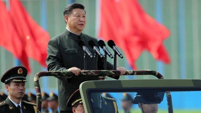 Chủ tịch Quân ủy Trung ương Tập Cận Bình thúc đẩy mạnh chính sách quân đội chính quy, không buôn bán.