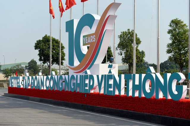 Bài 1: Người từng gỡ bí cho Viettel và bộ ba “huyền thoại”