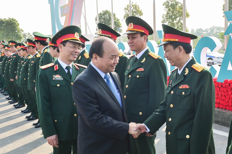 Thủ tướng Nguyễn Xuân Phúc: "Viettel phải bảo vệ thương hiệu của mình như bảo vệ tài sản của quốc gia"