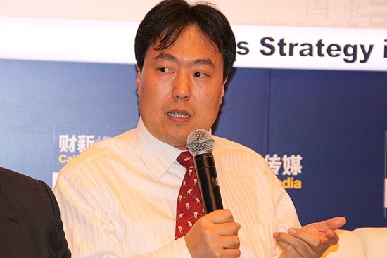 TS. Văn: Nếu hôm nay Mỹ không áp dụng biện pháp trừng phạt, thì sau này có lẽ Mỹ sẽ mất cả cơ hội lẫn năng lực kiềm chế Trung Quốc. TS. Văn: Nếu hôm nay Mỹ không áp dụng biện pháp trừng phạt, thì sau này có lẽ Mỹ sẽ mất cả cơ hội lẫn năng lực kiềm chế Trung Quốc.