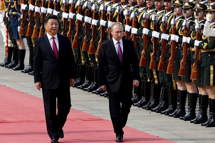 Nga hiện là đối tác kinh tế quan trọng và là nhà cung cấp năng lượng lớn nhất của Trung Quốc. Nga hiện là đối tác kinh tế quan trọng và là nhà cung cấp năng lượng lớn nhất của Trung Quốc.