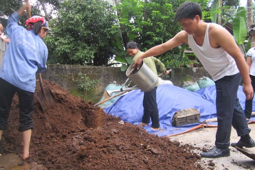 Học viên của anh có đủ các thành phần từ nông dân, công nhân, bộ đội, công an, Việt kiều…đến đại biểu Quốc hội.