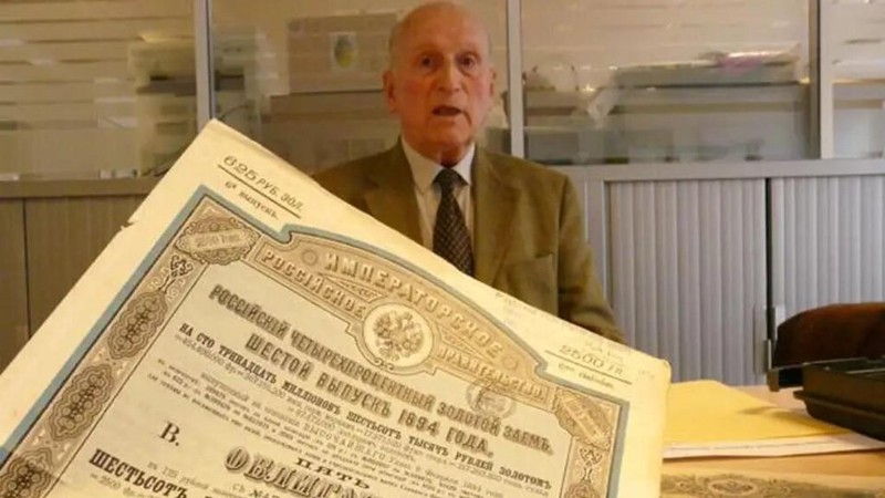 Nhiều công dân Pháp còn giữ trái phiếu cũ của Nga (Ảnh: 20 Minutes)