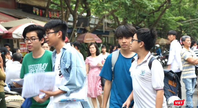 Luật Giáo dục (sửa đổi): Bộ trưởng Bộ GD&ĐT chịu trách nhiệm về SGK được sử dụng trong cả nước