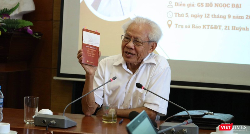 GS. Hồ Ngọc Đại: “Nguyên tắc của tôi là ai cũng học được, học gì được nấy, học đâu chắc đấy“