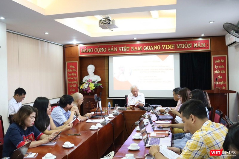 Sinh hoạt chuyên đề “Di chúc nghiệp vụ giáo dục” Hồ Ngọc Đại: Sách giáo khoa cho đổi mới căn bản và toàn diện giáo dục Sinh hoạt chuyên đề “Di chúc nghiệp vụ giáo dục” Hồ Ngọc Đại: Sách giáo khoa cho đổi mới căn bản và toàn diện giáo dục