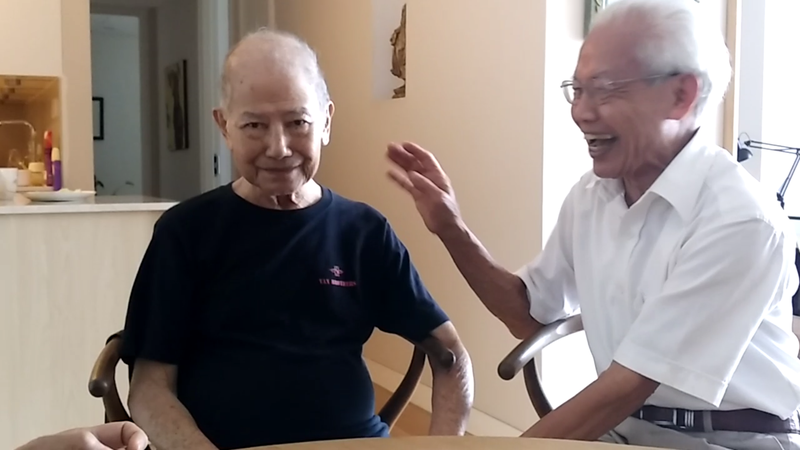 GS. Hồ Ngọc Đại trò chuyện cùng nhà giáo Phạm Toàn