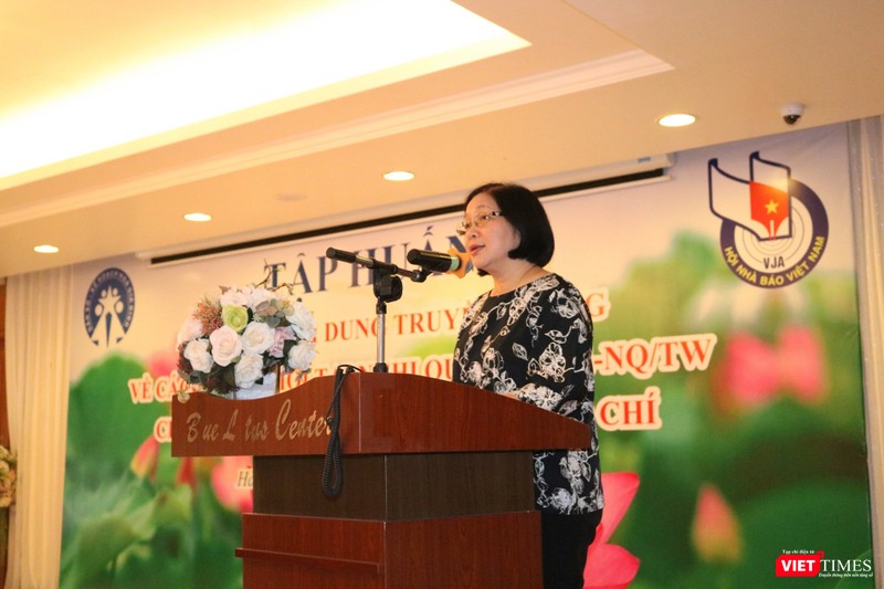 Ths. Nguyễn Thị Ngọc Lan phát biểu tại hội nghị