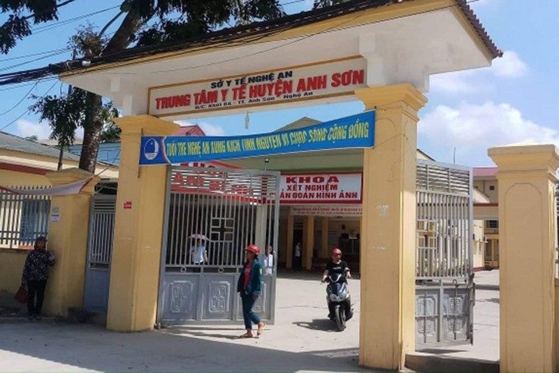 Nghệ An: Bé gái 32 tháng tuổi tử vong nghi do sốc phản vệ