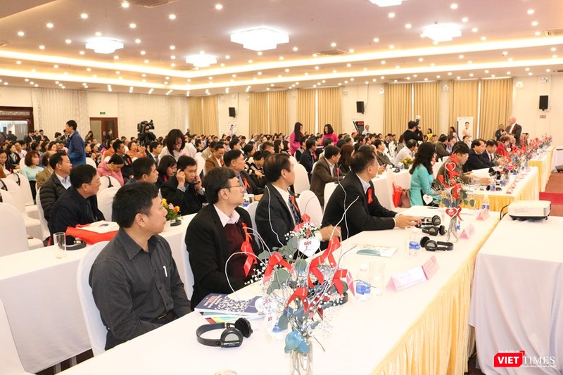 Các đại biểu dự hội nghị