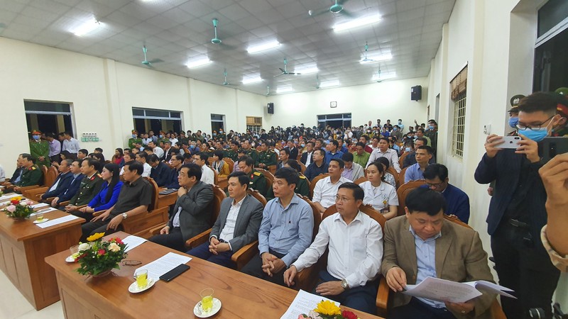 Toàn cảnh cuộc họp công bố chấm dứt thời gian cách ly xã Sơn Lôi. Ảnh: Tuấn Dũng - BYT Toàn cảnh cuộc họp công bố chấm dứt thời gian cách ly xã Sơn Lôi. Ảnh: Tuấn Dũng - BYT