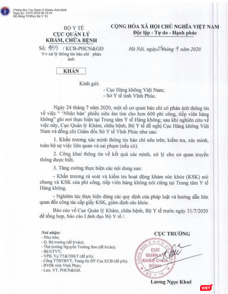 Công văn khẩn của Cục Quản lý Khám, chữa bệnh, Bộ Y tế về việc xử lý thông tin “nhân bản” 600 phiếu siêu âm tim cho phi công, tiếp viên hàng không (Ảnh: Minh Thúy) Công văn khẩn của Cục Quản lý Khám, chữa bệnh, Bộ Y tế về việc xử lý thông tin “nhân bản” 600 phiếu siêu âm tim cho phi công, tiếp viên hàng không (Ảnh: Minh Thúy)