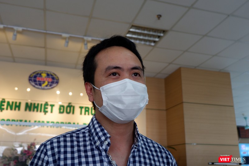 BS. Thân Mạnh Hùng - Phó trưởng Khoa Cấp cứu, Bệnh viện Bệnh Nhiệt đới Trung ương (Ảnh: Minh Nhật)