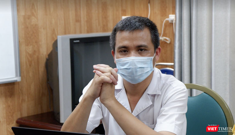 Thuốc hiếm giải độc cho bệnh nhân ăn pate Minh Chay đã về Việt Nam ảnh 4 Ăn pate Minh Chay, 2 bệnh nhân ở Bệnh viện Bạch Mai đều bị liệt, tiên lượng nặng