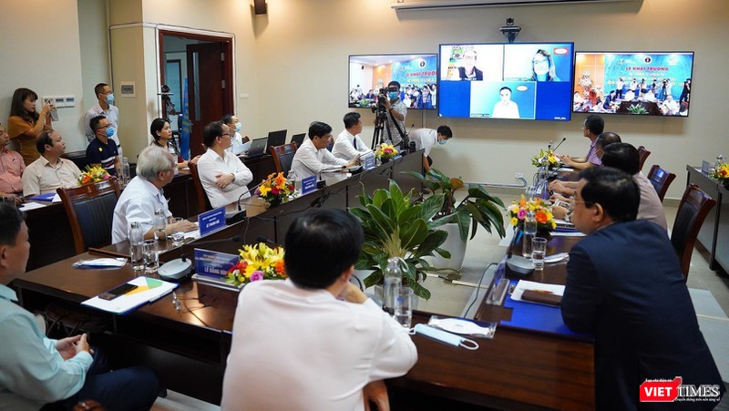 Một buổi hội chẩn khám, chữa bệnh từ xa ở Bệnh viện Nhi Trung ương (Ảnh: Anh Lê) Một buổi hội chẩn khám, chữa bệnh từ xa ở Bệnh viện Nhi Trung ương (Ảnh: Anh Lê)