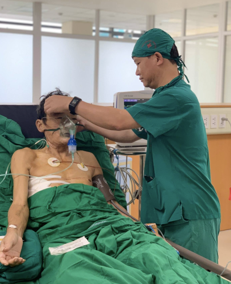 Sức khoẻ ông N. đang dần hồi phục (Ảnh: Quỳnh Hương) Sức khoẻ ông N. đang dần hồi phục (Ảnh: Quỳnh Hương)