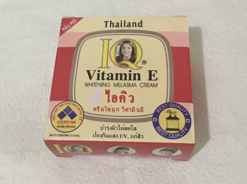 Mờ nám, cải thiện làn da được quảng cáo là công dụng chính của kem thoa mặt IQ Vitamin E whitening melasma cream (Ảnh chụp màn hình)