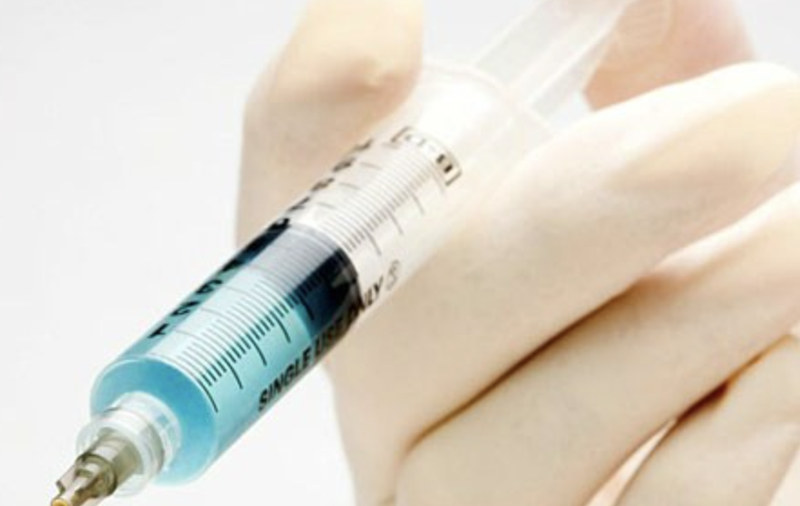 Tiêm silicon (Ảnh minh hoạ)