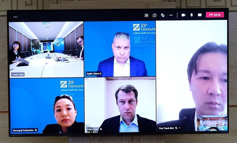 Các đại diện của Công ty Zuellig Pharma tham gia cuộc họp trực tuyến (Ảnh - BYT)