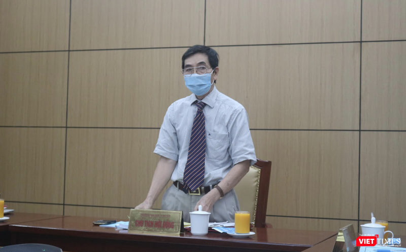 PGS. TS. Nguyễn Văn Hiếu – Chủ tịch Hội đồng bảo vệ luận án Tiến sĩ cấp Trường (Ảnh - Minh Thuý)