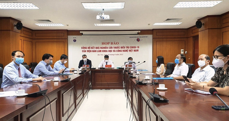 Họp báo công bố kết quả nghiên cứu tiền lâm sàng thuốc điều trị COVID-19 (Ảnh - Viện HLKHCNVN)