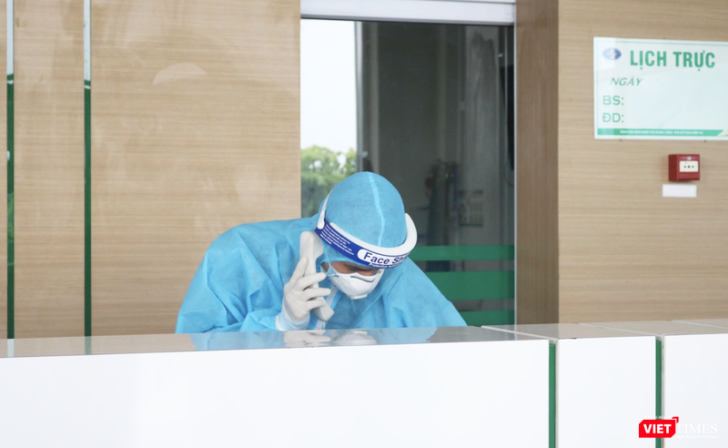 Bác sĩ trực cấp cứu tại bệnh viện (Ảnh - Minh Thuý) Bác sĩ trực cấp cứu tại bệnh viện (Ảnh - Minh Thuý)