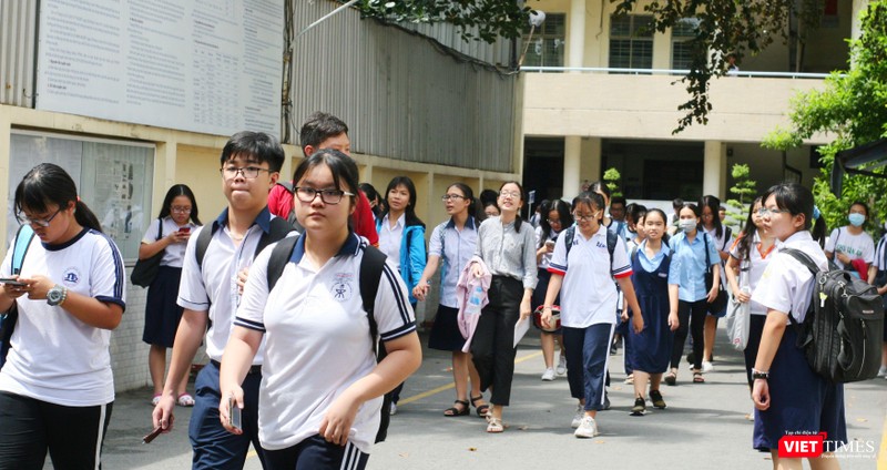 Tuyển sinh lớp 10 tại TP.HCM: Học sinh chuẩn bị bước vào cuộc “đua” khốc liệt