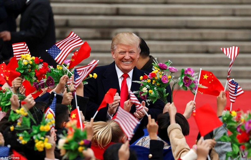 Trung Quốc trải thảm đỏ và ‘núi thỏa thuận’ 250 tỷ USD đón ông Trump ảnh 6