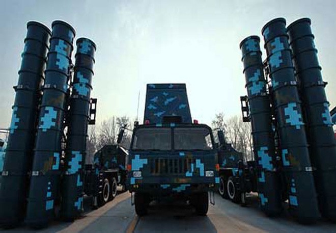 Trung Quốc đã triển khai tên lửa phòng không HQ-9B trên các đảo chiếm đóng trái phép trên Biển Đông. Trung Quốc đã triển khai tên lửa phòng không HQ-9B trên các đảo chiếm đóng trái phép trên Biển Đông.