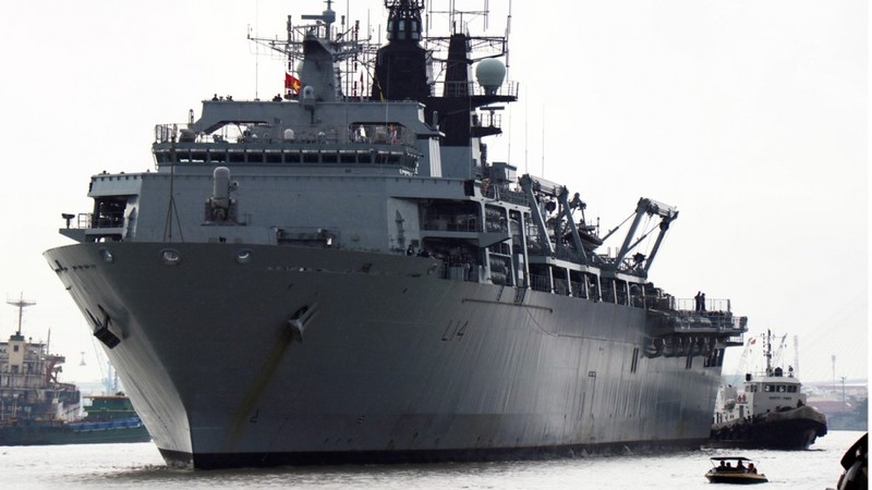 Tàu đổ bộ của Hải quân Hoàng gia Anh quốc HMS Albion cập cảng thành phố Hồ Chí Minh ngày 3.9.2018. Tàu đổ bộ của Hải quân Hoàng gia Anh quốc HMS Albion cập cảng thành phố Hồ Chí Minh ngày 3.9.2018.