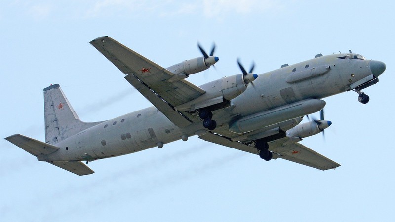 Máy bay trinh sát Il-20 của Nga.
