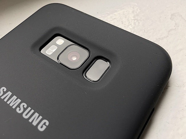 Điện thoại "trong mơ" kết hợp từ 8 smartphone khác nhau ảnh 4