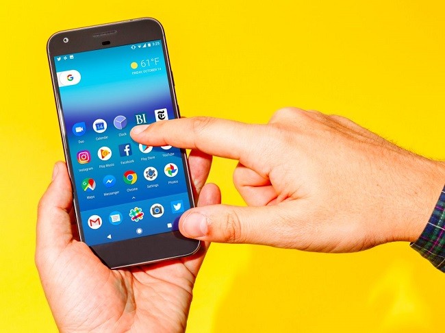 Điện thoại "trong mơ" kết hợp từ 8 smartphone khác nhau ảnh 6