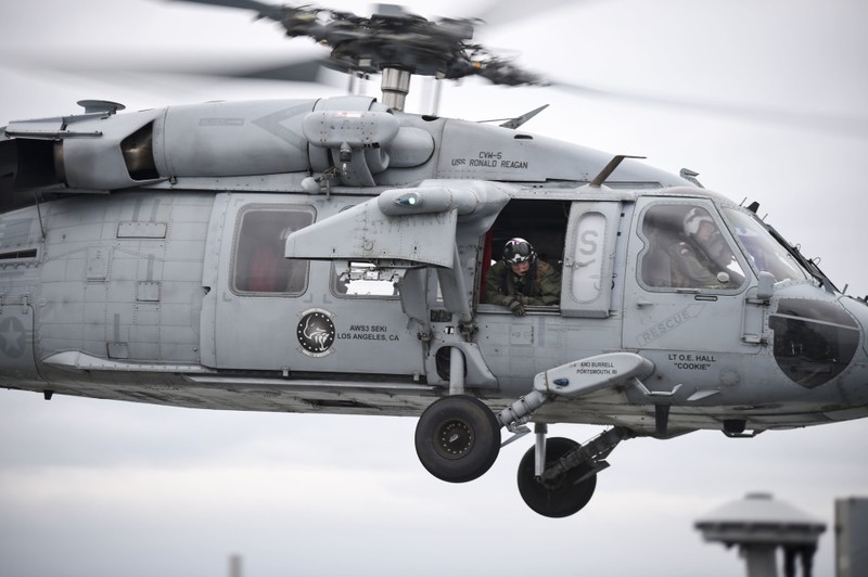 Ngày 17/5/2016, cụm tấn công tàu sân bay USS John C. Stennis Hải quân Mỹ phô diễn sức mạnh trên Biển Đông. Nguồn ảnh: Sina Trung Quốc