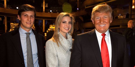 Ông Trump (phải) và con rể Jared Kushner, con gái Ivanka Trump. Ảnh: USA TODAY