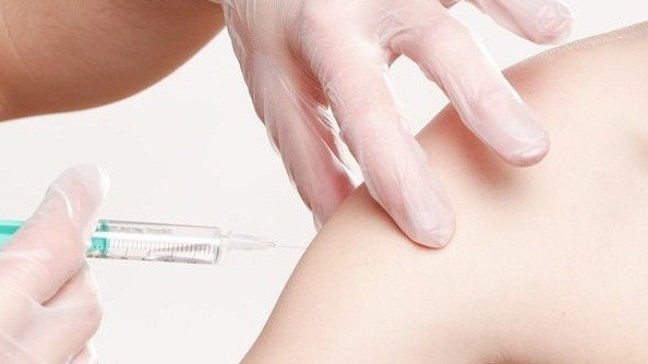 Vaccin HPV ngăn ngừa ung thư cổ tử cung nên tiêm ở độ tuổi nào là tốt nhất?