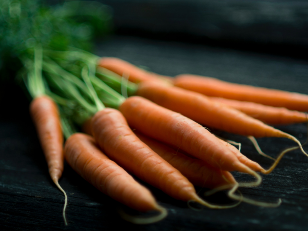 Tiêu thụ cà rốt hàng ngày rất tốt cho sức khỏe tim mạch. Ảnh: Boldsky