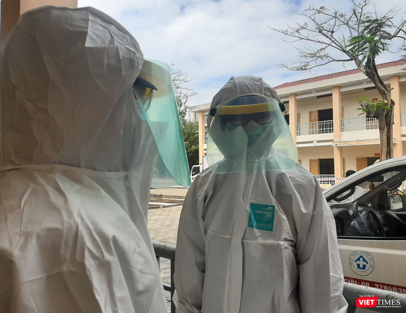 Nhân viên y tế tại BV Dã chiến TP.HCM. Ảnh: Nguyễn Trăm Nhân viên y tế tại BV Dã chiến TP.HCM. Ảnh: Nguyễn Trăm