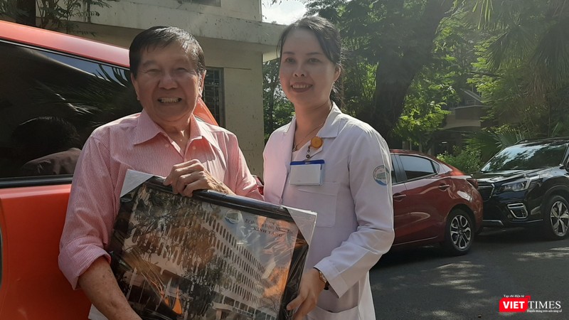 Nam Việt kiều Mỹ hân hoan trong ngày xuất viện