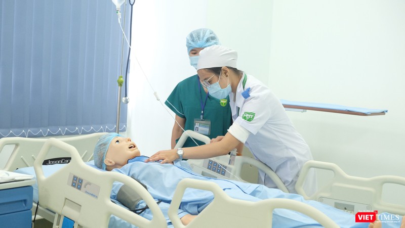 Hơn 1.000 sinh viên Trường Đại học Y Khoa ở TP.HCM đã sẵn sàng tham gia chống dịch COVID-19