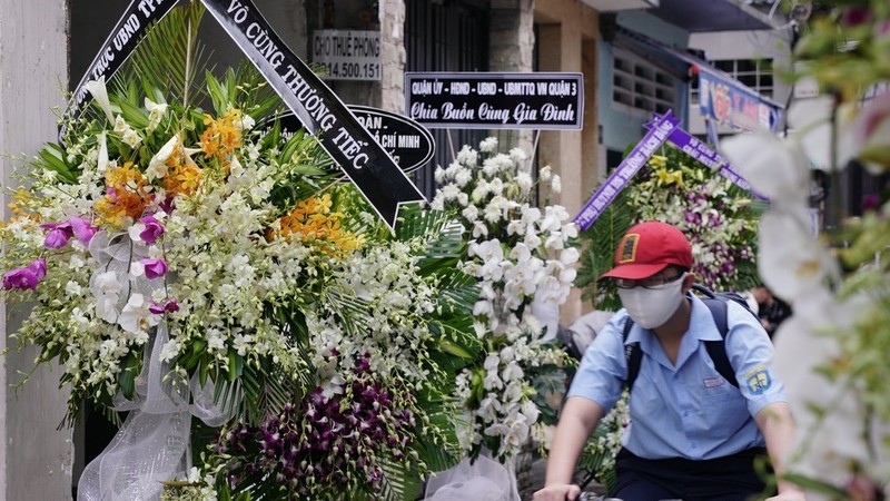 Nín lặng, xót thương tiễn đưa cậu học trò nhỏ trường THCS Bạch Đằng