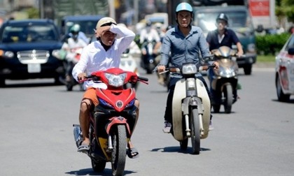 Quạt điều hòa không phù hợp với thời tiết nắng nóng lên tới 36-38 độ, thậm chí 40 độ C như các tỉnh miền Bắc. Ảnh: Internet