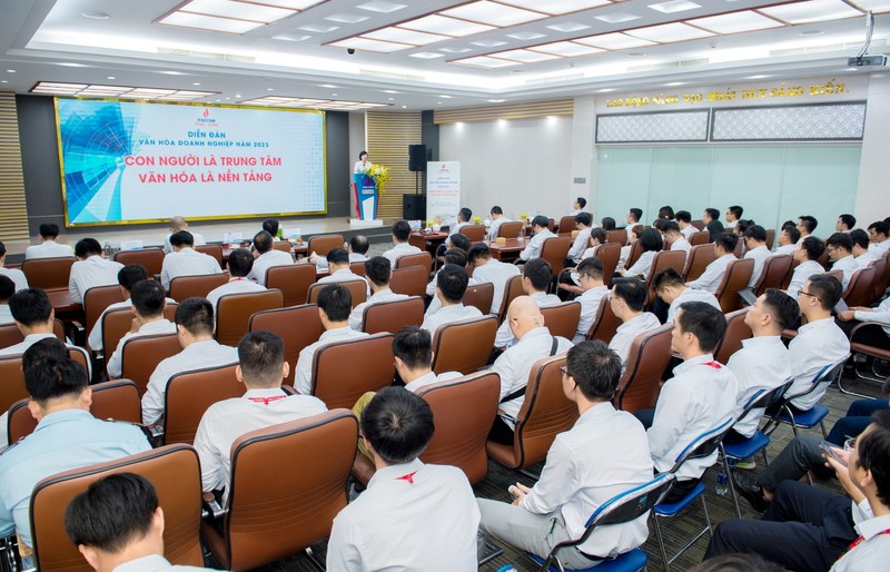 Diễn đàn Văn hóa doanh nghiệp KCM năm 2023 với chủ đề “Con người làm trung tâm, Văn hóa làm nền tảng”