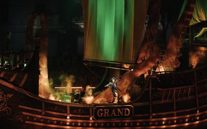 Show diễn thực cảnh The Grand Voyage được đánh giá cao về cả nội dung, hình thức và hiệu ứng âm thanh, ánh sáng (Ảnh: Vingroup).