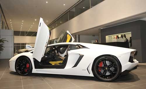 Đầu tư cho đại lý bán xe sang thường rất lớn và vận hành tốn kém