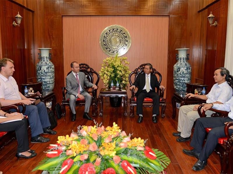 Lãnh đạo GazpromNeft làm việc với đại diện UBND tỉnh Quảng Ngãi