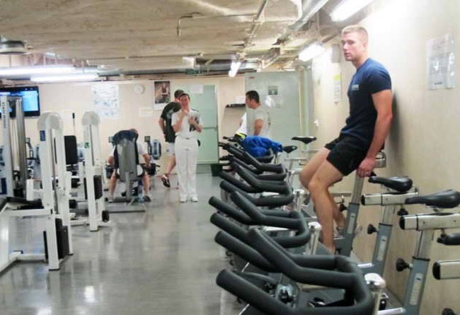 Sau khu trục hạm Nhật Bản, Pháp điều chiến hạm "sấm sét" tới cảng Cam Ranh  ảnh 6