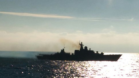 Video Chiến hạm Gepard Việt Nam rẽ sóng trên Biển Đen ảnh 3